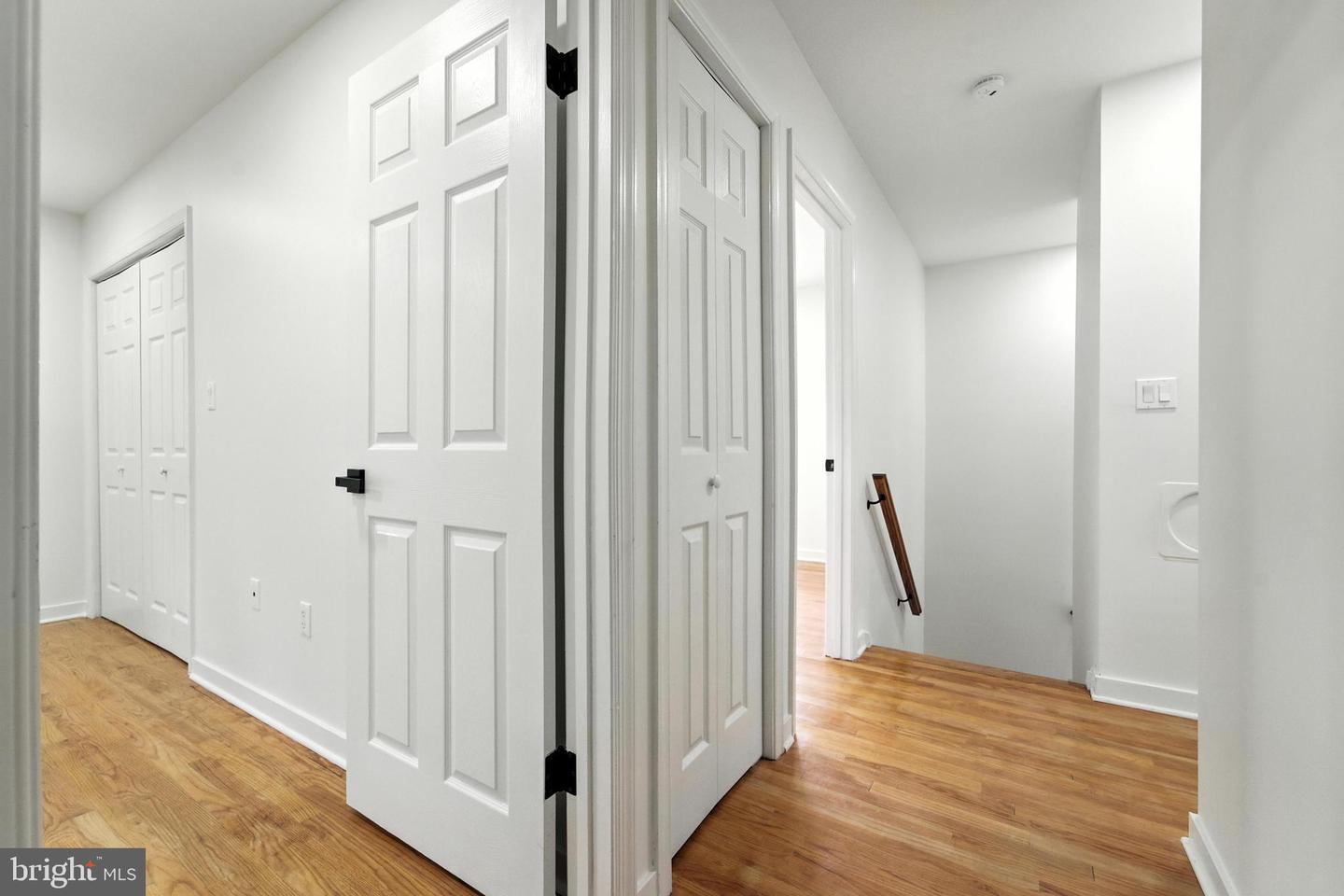 2339 N POWHATAN ST, ARLINGTON, Virginia 22205, 3 Bedrooms Bedrooms, 3 Rooms Rooms,3 BathroomsBathrooms,Residential,For sale,2339 N POWHATAN ST,VAAR2062120 MLS # VAAR2062120