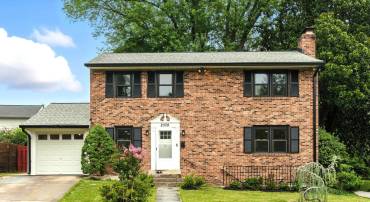 2339 N POWHATAN ST, ARLINGTON, Virginia 22205, 3 Bedrooms Bedrooms, 3 Rooms Rooms,3 BathroomsBathrooms,Residential,For sale,2339 N POWHATAN ST,VAAR2062120 MLS # VAAR2062120