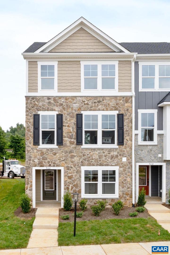 762 PARK RIDGE DR, CROZET, Virginia 22932, 4 Bedrooms Bedrooms, ,3 BathroomsBathrooms,Residential,For sale,762 PARK RIDGE DR,667689 MLS # 667689