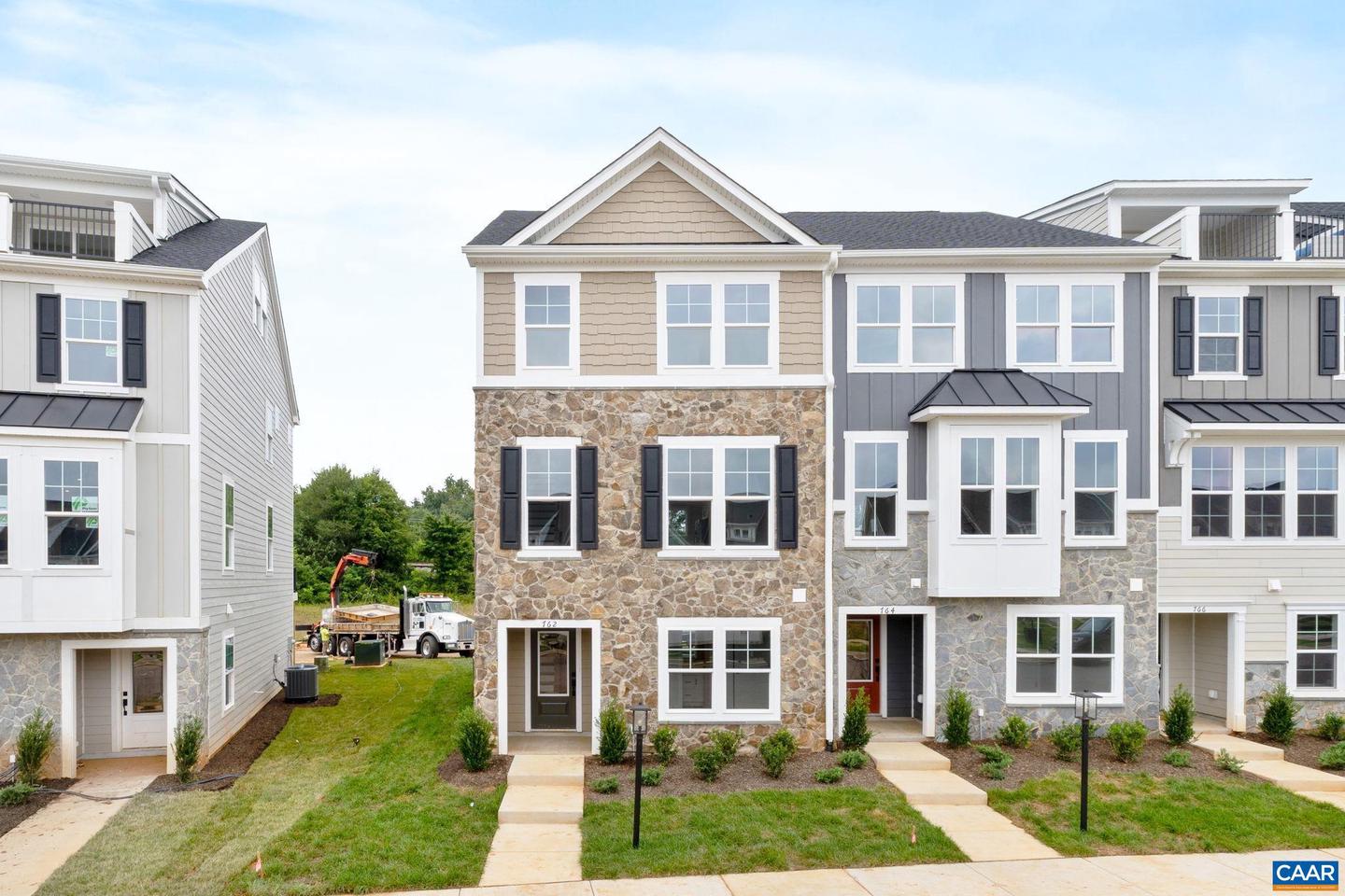 762 PARK RIDGE DR, CROZET, Virginia 22932, 4 Bedrooms Bedrooms, ,3 BathroomsBathrooms,Residential,For sale,762 PARK RIDGE DR,667689 MLS # 667689