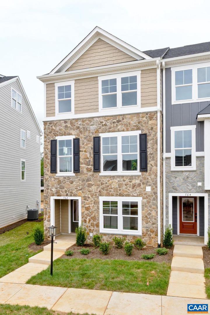 762 PARK RIDGE DR, CROZET, Virginia 22932, 4 Bedrooms Bedrooms, ,3 BathroomsBathrooms,Residential,For sale,762 PARK RIDGE DR,667689 MLS # 667689
