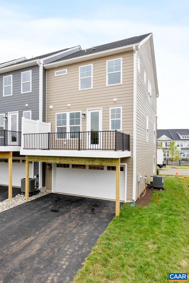 762 PARK RIDGE DR, CROZET, Virginia 22932, 4 Bedrooms Bedrooms, ,3 BathroomsBathrooms,Residential,For sale,762 PARK RIDGE DR,667689 MLS # 667689