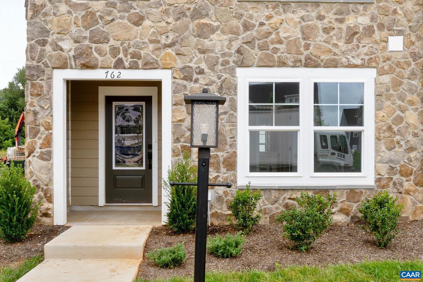 762 PARK RIDGE DR, CROZET, Virginia 22932, 4 Bedrooms Bedrooms, ,3 BathroomsBathrooms,Residential,For sale,762 PARK RIDGE DR,667689 MLS # 667689