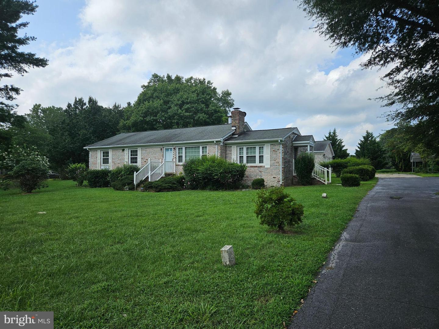 13336 LADYSMITH RD, RUTHER GLEN, Virginia 22546, 3 Bedrooms Bedrooms, ,1 BathroomBathrooms,Residential,For sale,13336 LADYSMITH RD,VACV2008656 MLS # VACV2008656