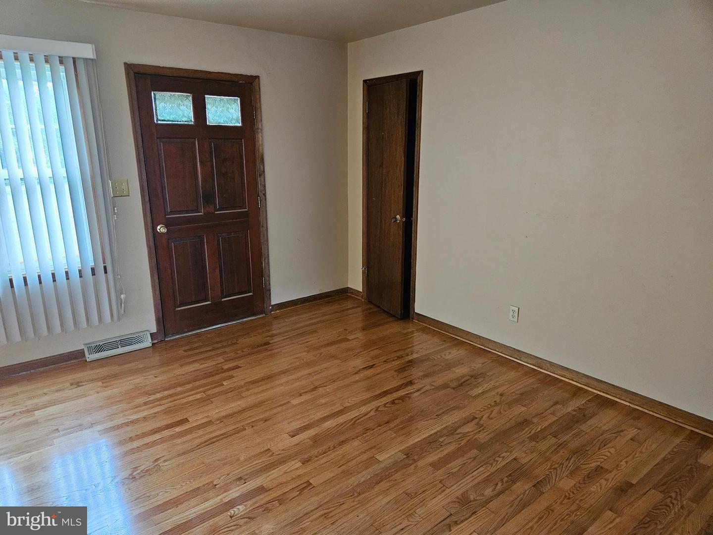 13336 LADYSMITH RD, RUTHER GLEN, Virginia 22546, 3 Bedrooms Bedrooms, ,1 BathroomBathrooms,Residential,For sale,13336 LADYSMITH RD,VACV2008656 MLS # VACV2008656