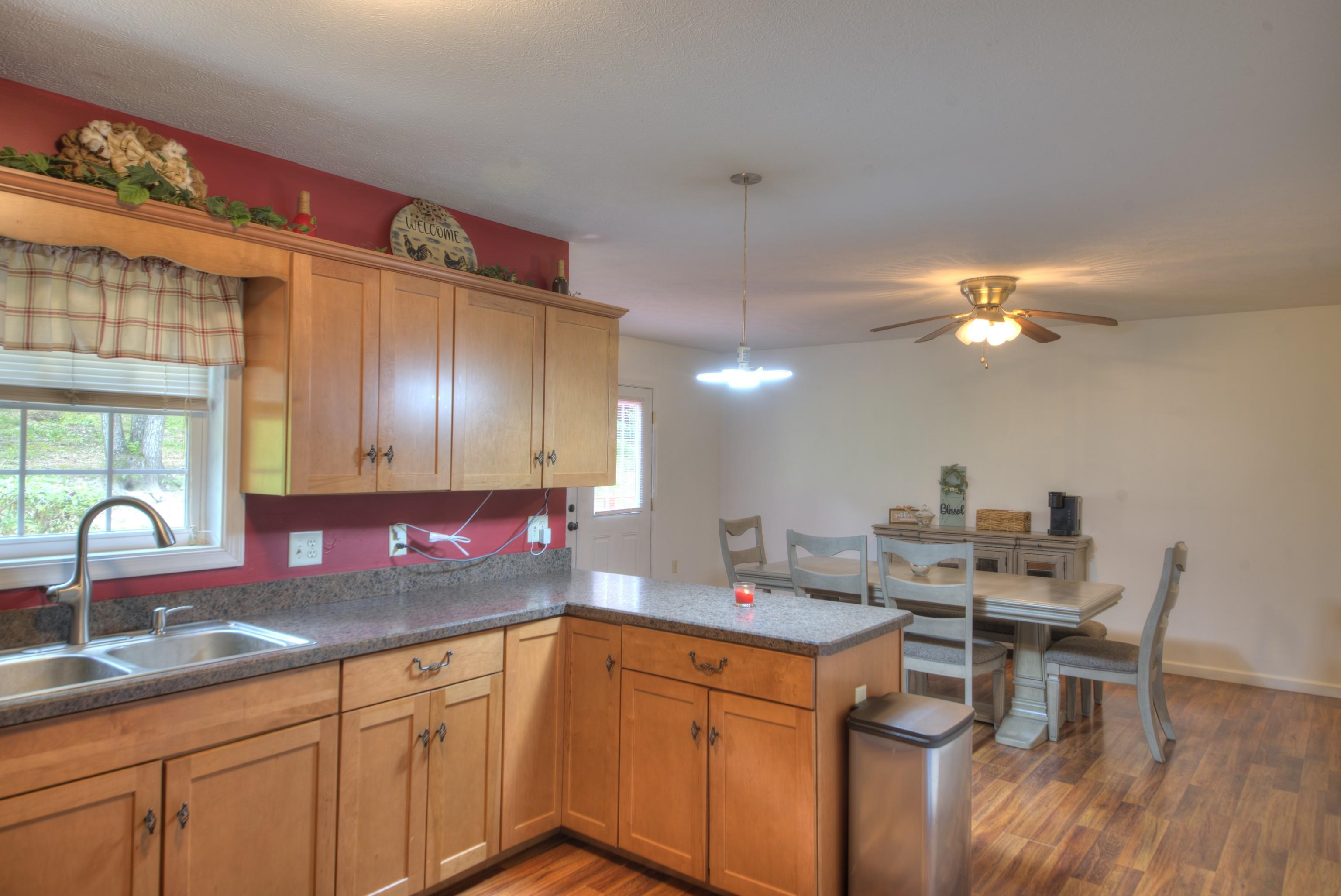 12101 SQUIRREL DR, FULKS RUN, Virginia 22830, 3 Bedrooms Bedrooms, ,2 BathroomsBathrooms,Residential,12101 SQUIRREL DR,667704 MLS # 667704