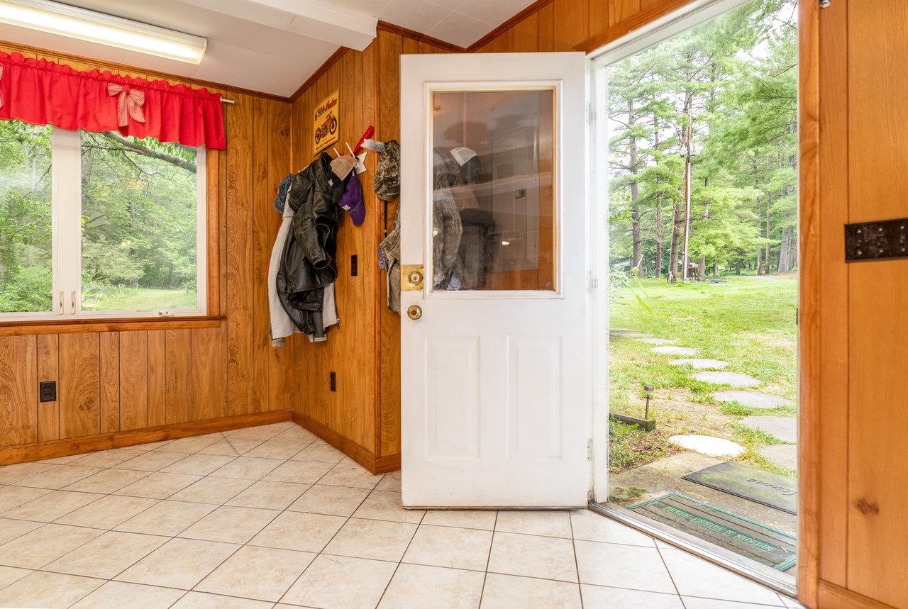 10523 UNION SPRINGS RD, DAYTON, Virginia 22821, 2 Bedrooms Bedrooms, ,1 BathroomBathrooms,Residential,10523 UNION SPRINGS RD,667705 MLS # 667705