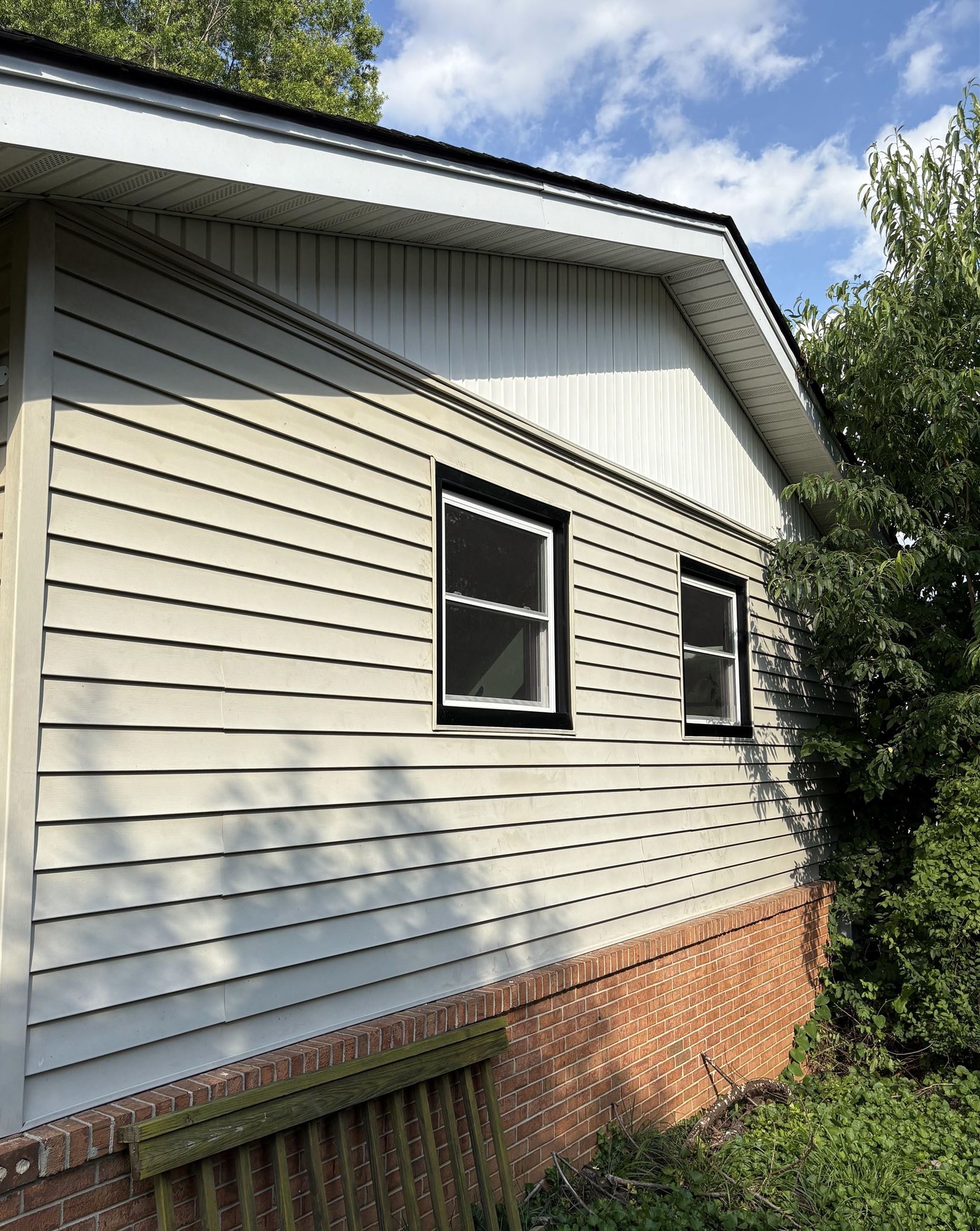 833 JEFFERSON AVE, WAYNESBORO, Virginia 22980, 5 Bedrooms Bedrooms, ,3 BathroomsBathrooms,Residential,833 JEFFERSON AVE,667715 MLS # 667715