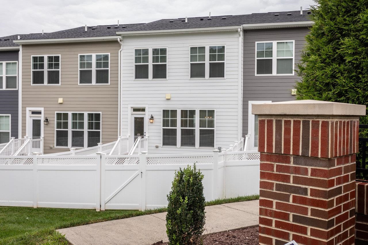 3389 MONTEREY DR, ROCKINGHAM, Virginia 22801, 3 Bedrooms Bedrooms, ,2 BathroomsBathrooms,Residential,3389 MONTEREY DR,667719 MLS # 667719