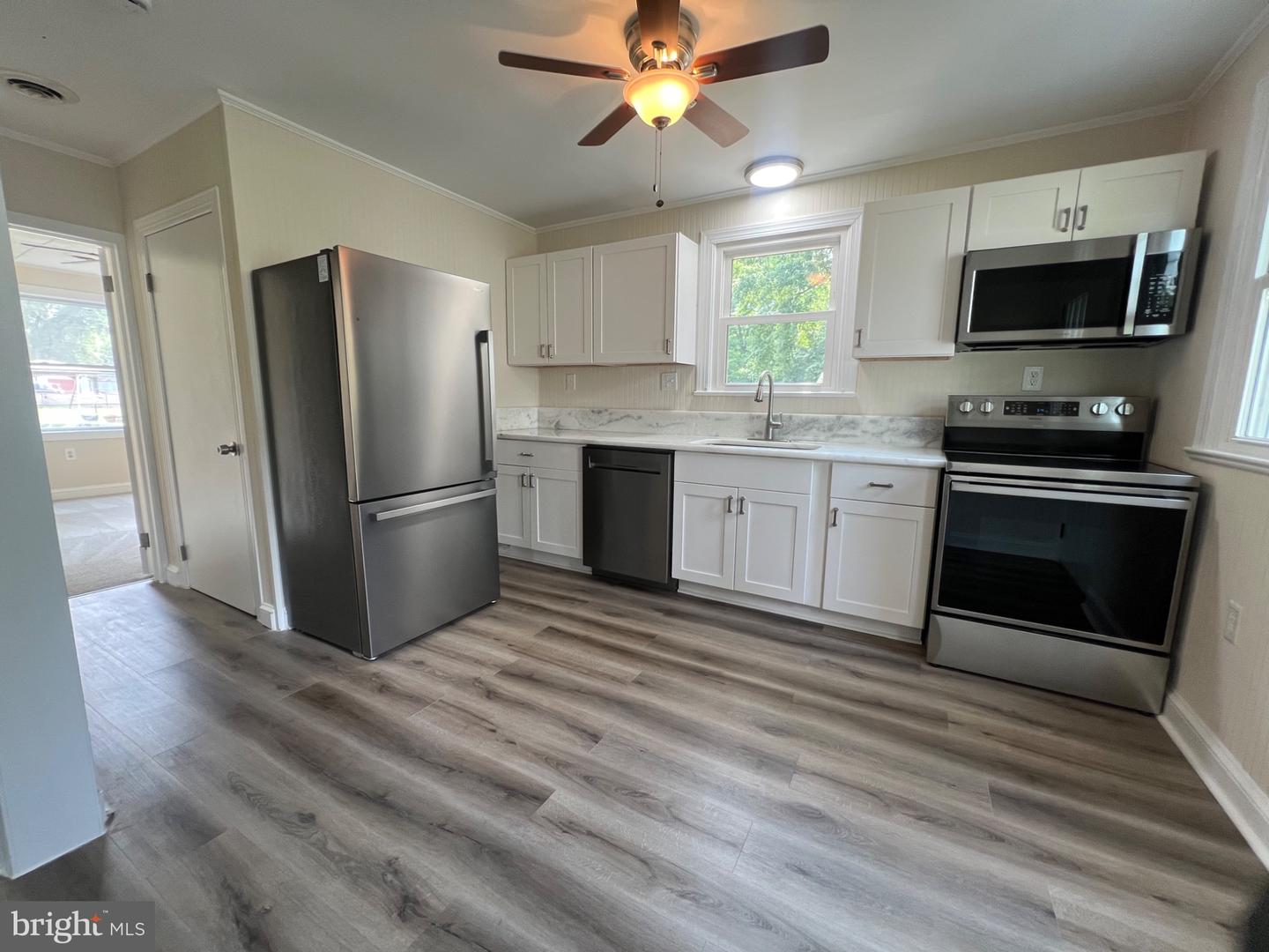 222 MIMOSA AVE, COLONIAL BEACH, Virginia 22443, 3 Bedrooms Bedrooms, ,1 BathroomBathrooms,Residential,For sale,222 MIMOSA AVE,VAWE2008502 MLS # VAWE2008502