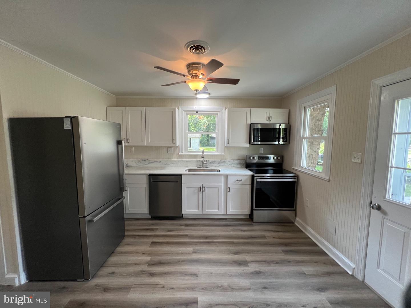 222 MIMOSA AVE, COLONIAL BEACH, Virginia 22443, 3 Bedrooms Bedrooms, ,1 BathroomBathrooms,Residential,For sale,222 MIMOSA AVE,VAWE2008502 MLS # VAWE2008502