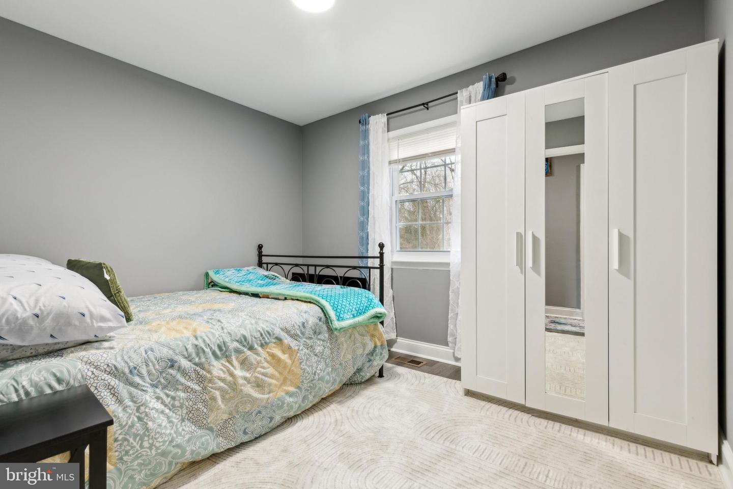 5289 SUDBERRY LN, WOODBRIDGE, Virginia 22193, 5 Bedrooms Bedrooms, ,2 BathroomsBathrooms,Residential,For sale,5289 SUDBERRY LN,VAPW2093366 MLS # VAPW2093366