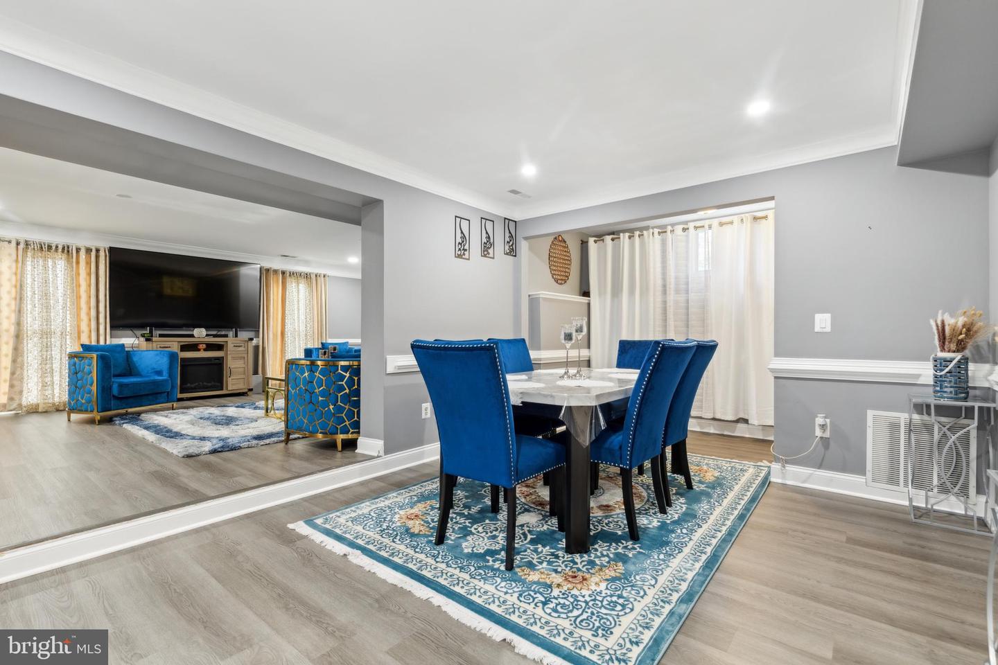 5289 SUDBERRY LN, WOODBRIDGE, Virginia 22193, 5 Bedrooms Bedrooms, ,2 BathroomsBathrooms,Residential,For sale,5289 SUDBERRY LN,VAPW2093366 MLS # VAPW2093366