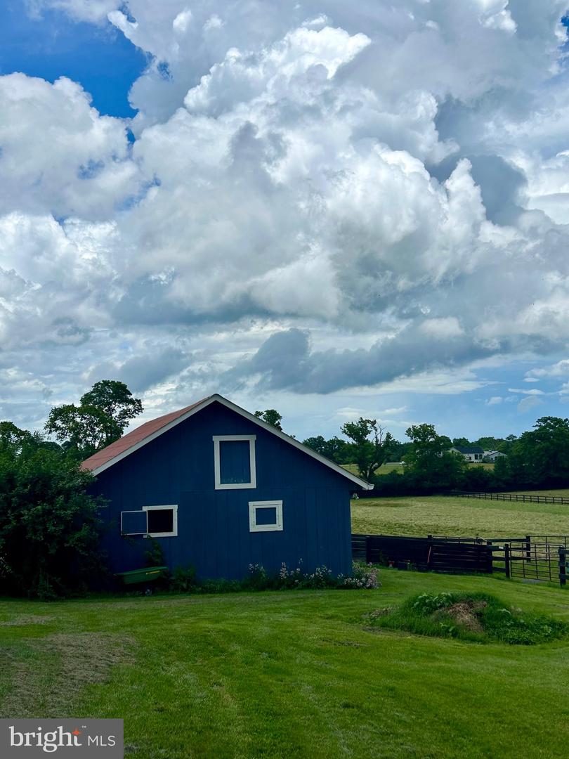 64 SALEM CHURCH RD, BOYCE, Virginia 22620, 4 Bedrooms Bedrooms, ,1 BathroomBathrooms,Residential,For sale,64 SALEM CHURCH RD,VACL2003834 MLS # VACL2003834