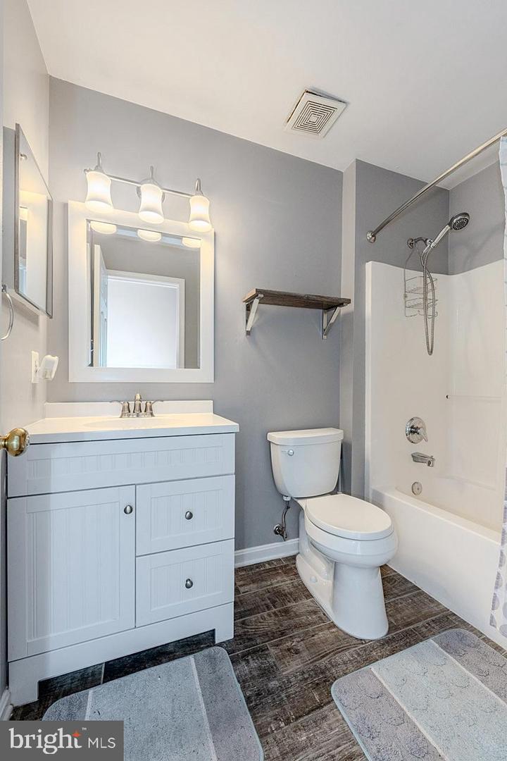 15001 STARRY NIGHT CT, WOODBRIDGE, Virginia 22193, 5 Bedrooms Bedrooms, ,3 BathroomsBathrooms,Residential,For sale,15001 STARRY NIGHT CT,VAPW2098450 MLS # VAPW2098450