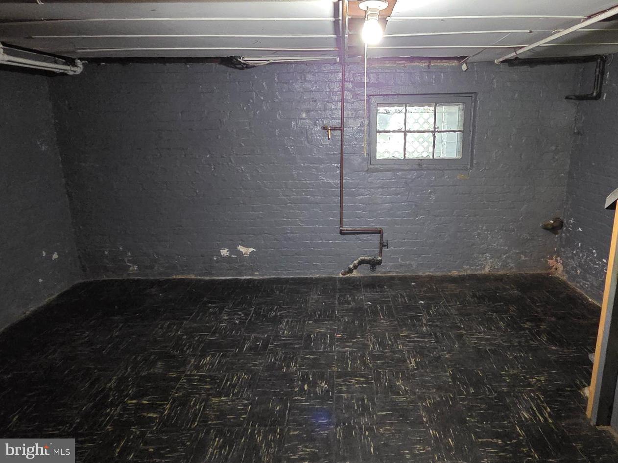 5235 5TH ST NW, WASHINGTON, District Of Columbia 20011, 3 Bedrooms Bedrooms, ,1 BathroomBathrooms,Residential,For sale,5235 5TH ST NW,DCDC2208810 MLS # DCDC2208810