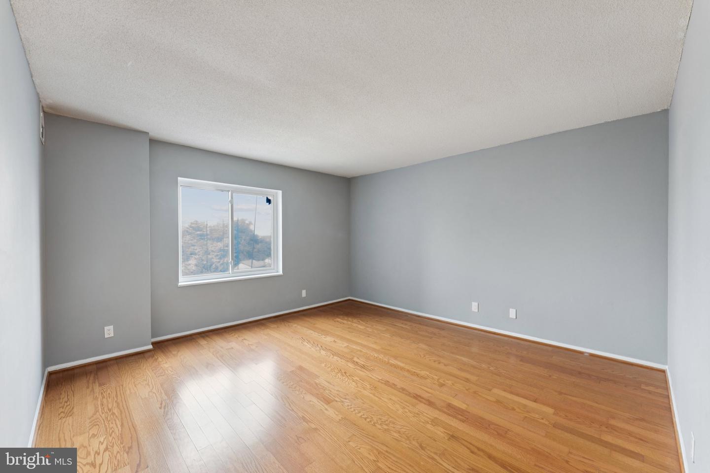 8360 GREENSBORO DR #516, MCLEAN, Virginia 22102, 1 Bedroom Bedrooms, ,1 BathroomBathrooms,Residential,For sale,8360 GREENSBORO DR #516,VAFX2253444 MLS # VAFX2253444