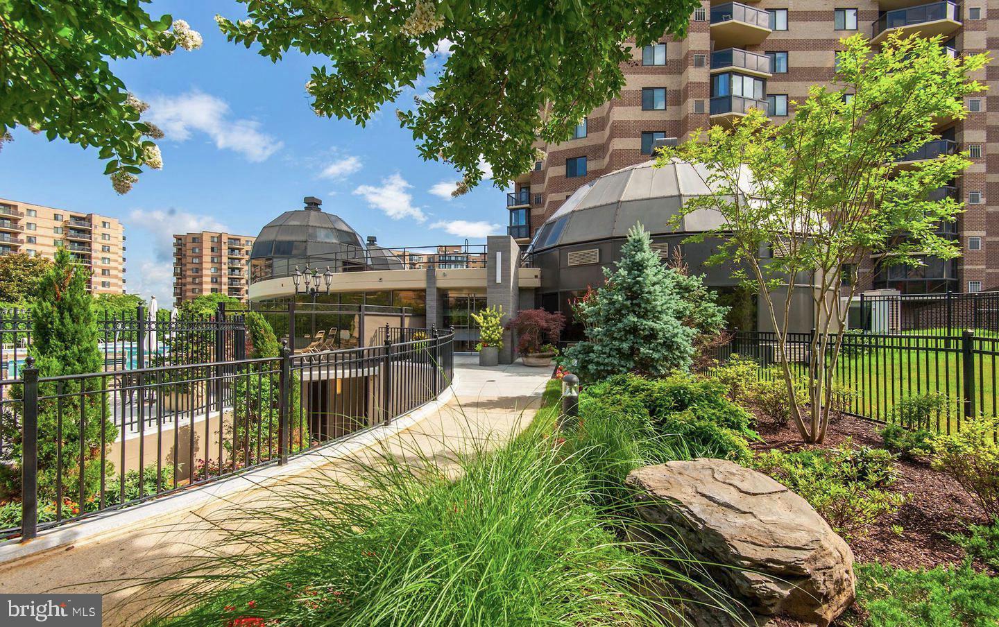 8360 GREENSBORO DR #516, MCLEAN, Virginia 22102, 1 Bedroom Bedrooms, ,1 BathroomBathrooms,Residential,For sale,8360 GREENSBORO DR #516,VAFX2253444 MLS # VAFX2253444