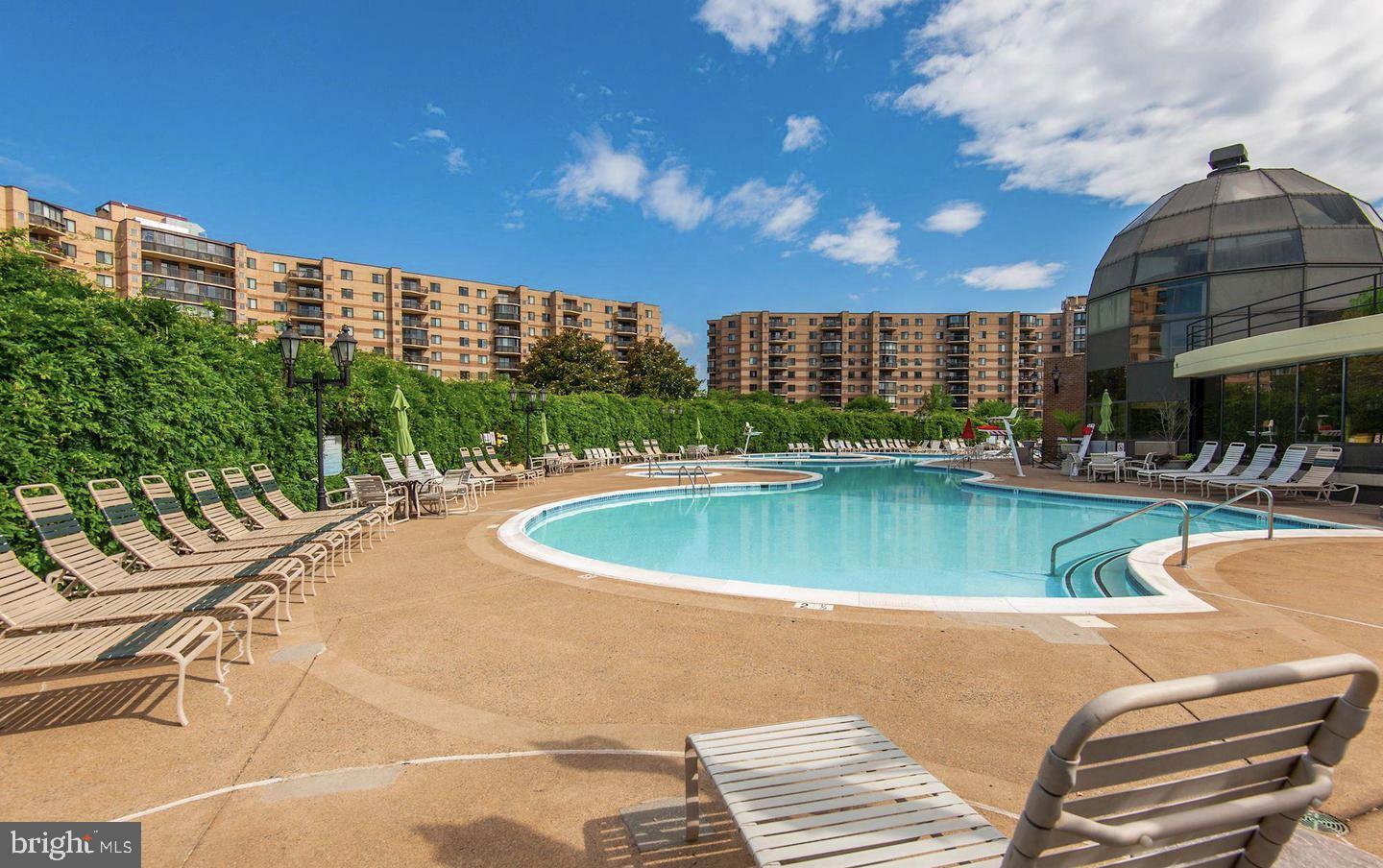 8360 GREENSBORO DR #516, MCLEAN, Virginia 22102, 1 Bedroom Bedrooms, ,1 BathroomBathrooms,Residential,For sale,8360 GREENSBORO DR #516,VAFX2253444 MLS # VAFX2253444