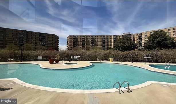 8360 GREENSBORO DR #516, MCLEAN, Virginia 22102, 1 Bedroom Bedrooms, ,1 BathroomBathrooms,Residential,For sale,8360 GREENSBORO DR #516,VAFX2253444 MLS # VAFX2253444