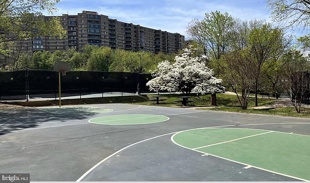8360 GREENSBORO DR #516, MCLEAN, Virginia 22102, 1 Bedroom Bedrooms, ,1 BathroomBathrooms,Residential,For sale,8360 GREENSBORO DR #516,VAFX2253444 MLS # VAFX2253444
