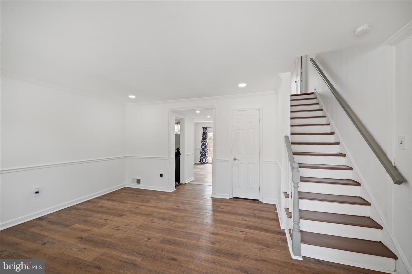 3509 BEALE CT, WOODBRIDGE, Virginia 22193, 3 Bedrooms Bedrooms, ,1 BathroomBathrooms,Residential,For sale,3509 BEALE CT,VAPW2098834 MLS # VAPW2098834