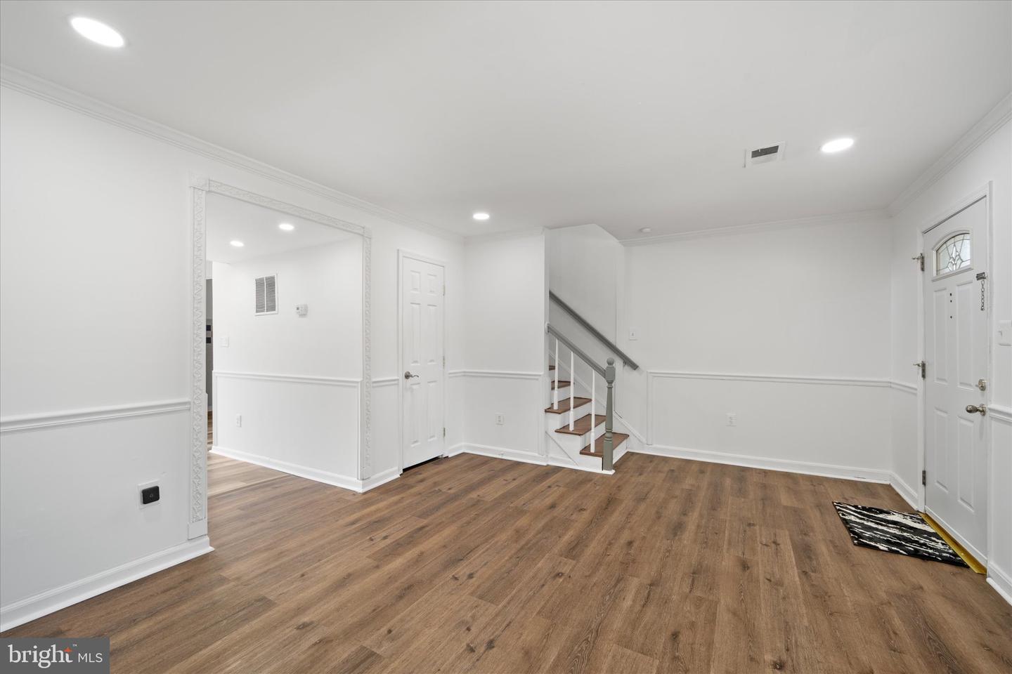 3509 BEALE CT, WOODBRIDGE, Virginia 22193, 3 Bedrooms Bedrooms, ,1 BathroomBathrooms,Residential,For sale,3509 BEALE CT,VAPW2098834 MLS # VAPW2098834