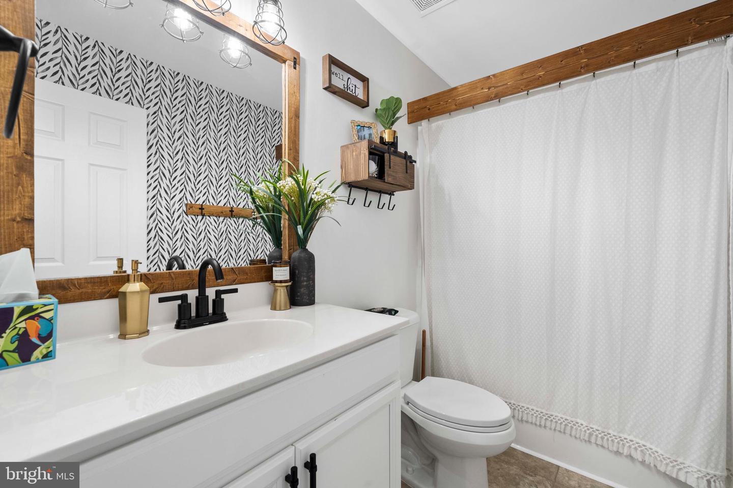 6110 TOWLES MILL RD, SPOTSYLVANIA, Virginia 22551, 3 Bedrooms Bedrooms, ,3 BathroomsBathrooms,Residential,For sale,6110 TOWLES MILL RD,VASP2034586 MLS # VASP2034586