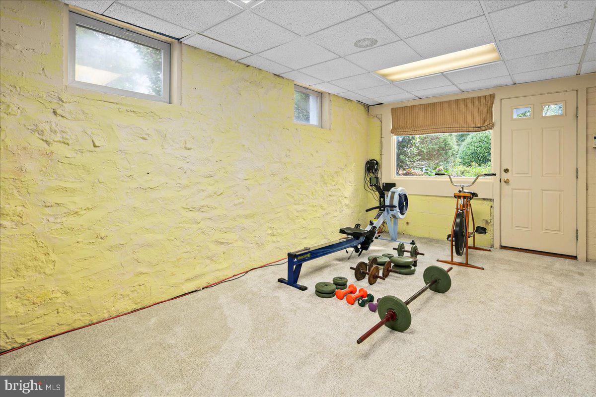 7058 IDYLWOOD RD, FALLS CHURCH, Virginia 22043, 5 Bedrooms Bedrooms, ,5 BathroomsBathrooms,Residential,For sale,7058 IDYLWOOD RD,VAFX2255908 MLS # VAFX2255908