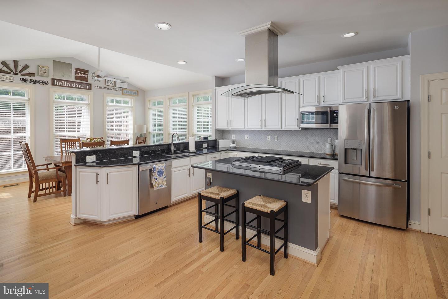 7891 MEADOWGATE DR, MANASSAS, Virginia 20112, 4 Bedrooms Bedrooms, ,3 BathroomsBathrooms,Residential,For sale,7891 MEADOWGATE DR,VAPW2099382 MLS # VAPW2099382