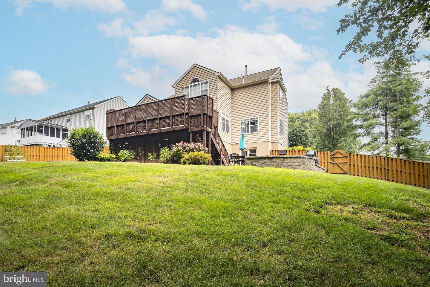7891 MEADOWGATE DR, MANASSAS, Virginia 20112, 4 Bedrooms Bedrooms, ,3 BathroomsBathrooms,Residential,For sale,7891 MEADOWGATE DR,VAPW2099382 MLS # VAPW2099382