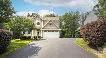 7891 MEADOWGATE DR, MANASSAS, Virginia 20112, 4 Bedrooms Bedrooms, ,3 BathroomsBathrooms,Residential,For sale,7891 MEADOWGATE DR,VAPW2099382 MLS # VAPW2099382