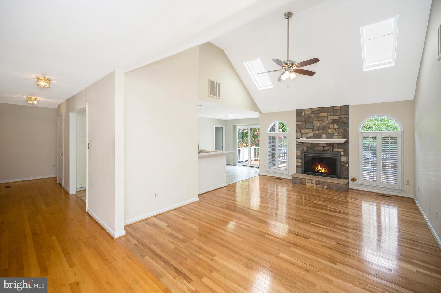 10101 FULLERTON CT, FREDERICKSBURG, Virginia 22408, 3 Bedrooms Bedrooms, ,3 BathroomsBathrooms,Residential,For sale,10101 FULLERTON CT,VASP2034794 MLS # VASP2034794