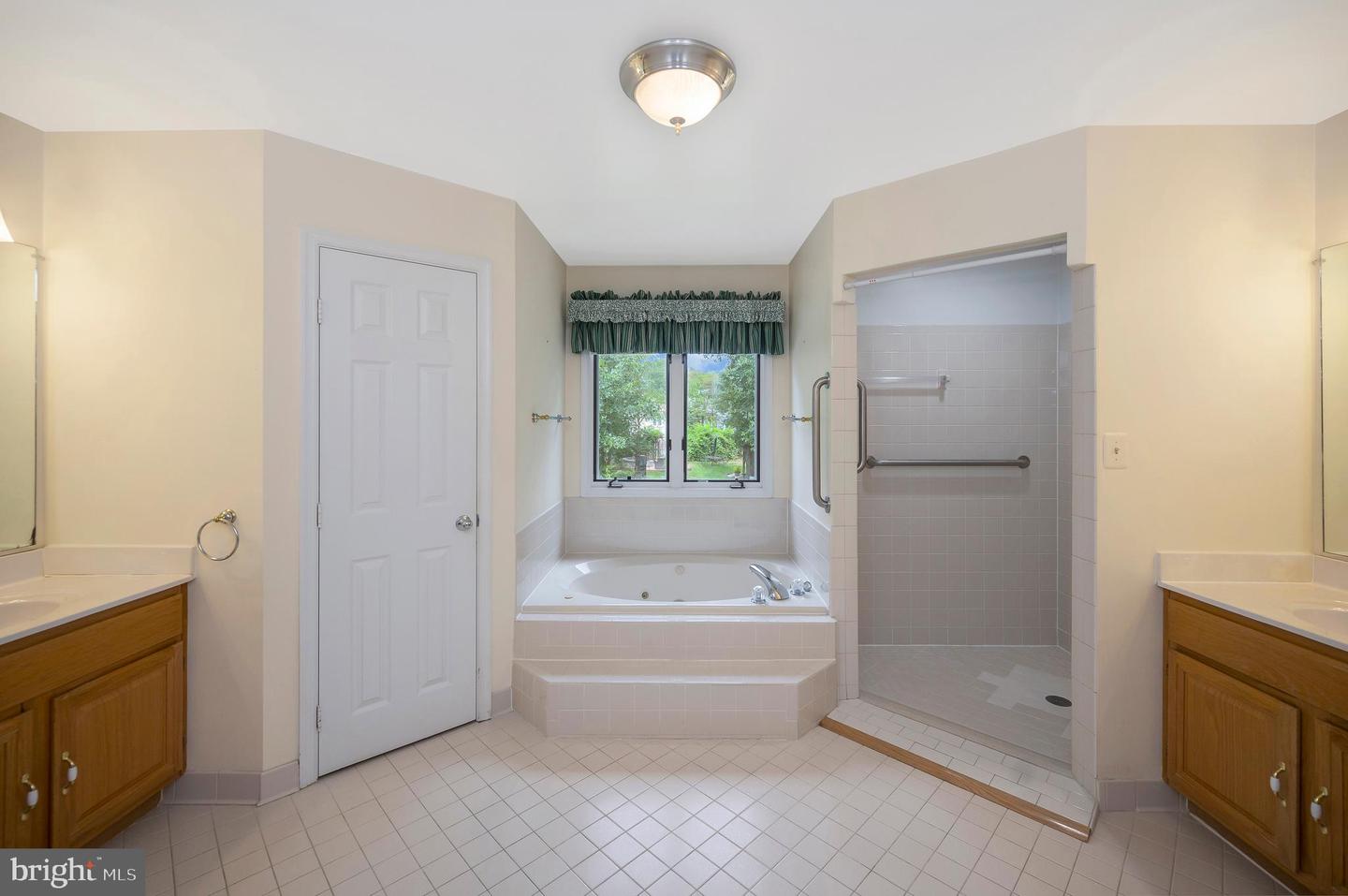 10101 FULLERTON CT, FREDERICKSBURG, Virginia 22408, 3 Bedrooms Bedrooms, ,3 BathroomsBathrooms,Residential,For sale,10101 FULLERTON CT,VASP2034794 MLS # VASP2034794