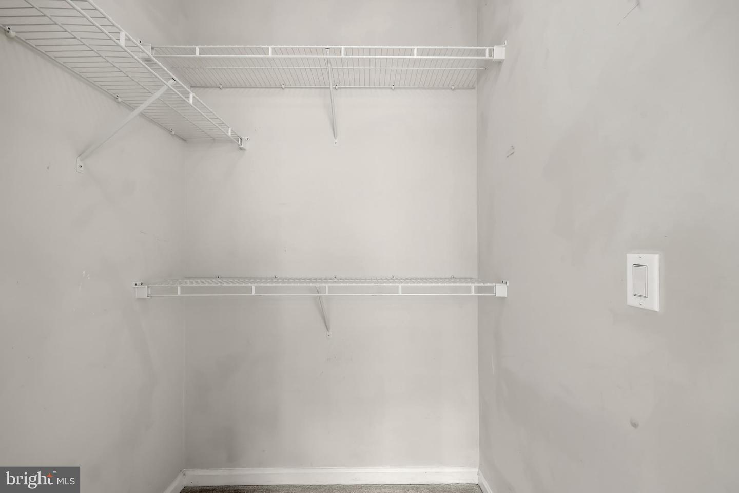 9480 VIRGINIA CENTER BLVD #329, VIENNA, Virginia 22181, 2 Bedrooms Bedrooms, ,2 BathroomsBathrooms,Residential,For sale,9480 VIRGINIA CENTER BLVD #329,VAFX2256424 MLS # VAFX2256424