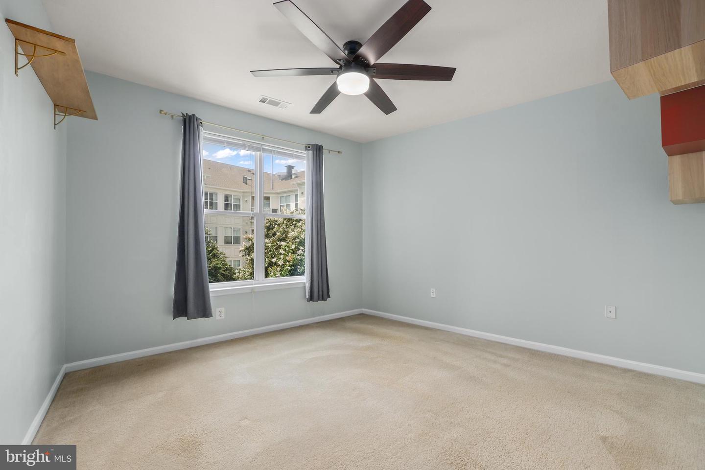 9480 VIRGINIA CENTER BLVD #329, VIENNA, Virginia 22181, 2 Bedrooms Bedrooms, ,2 BathroomsBathrooms,Residential,For sale,9480 VIRGINIA CENTER BLVD #329,VAFX2256424 MLS # VAFX2256424