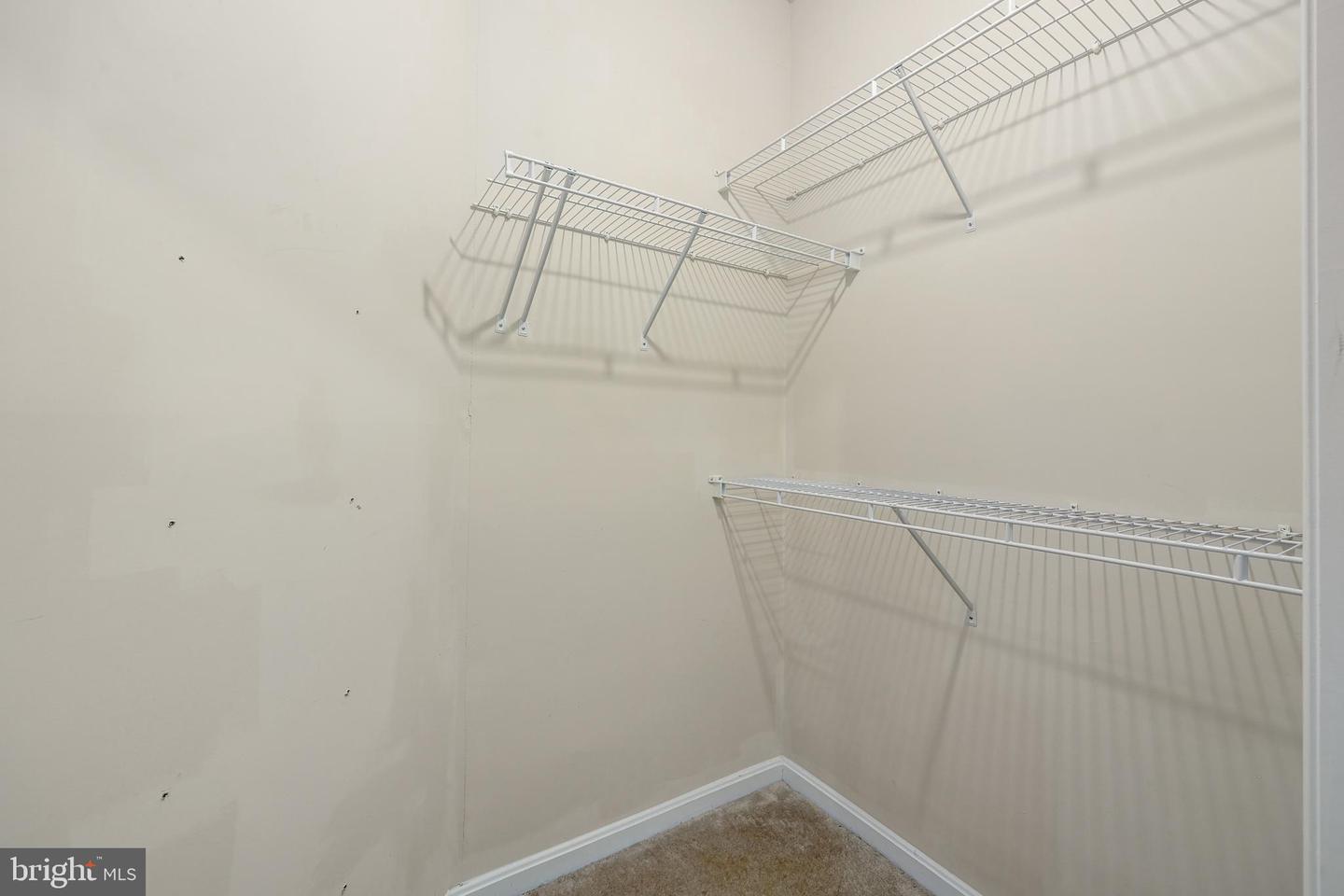 9480 VIRGINIA CENTER BLVD #329, VIENNA, Virginia 22181, 2 Bedrooms Bedrooms, ,2 BathroomsBathrooms,Residential,For sale,9480 VIRGINIA CENTER BLVD #329,VAFX2256424 MLS # VAFX2256424