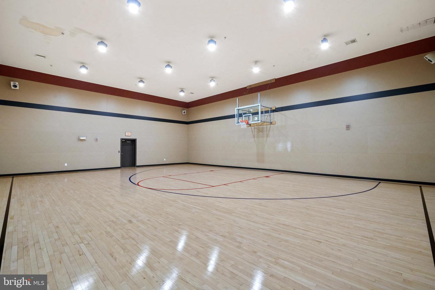 9480 VIRGINIA CENTER BLVD #329, VIENNA, Virginia 22181, 2 Bedrooms Bedrooms, ,2 BathroomsBathrooms,Residential,For sale,9480 VIRGINIA CENTER BLVD #329,VAFX2256424 MLS # VAFX2256424