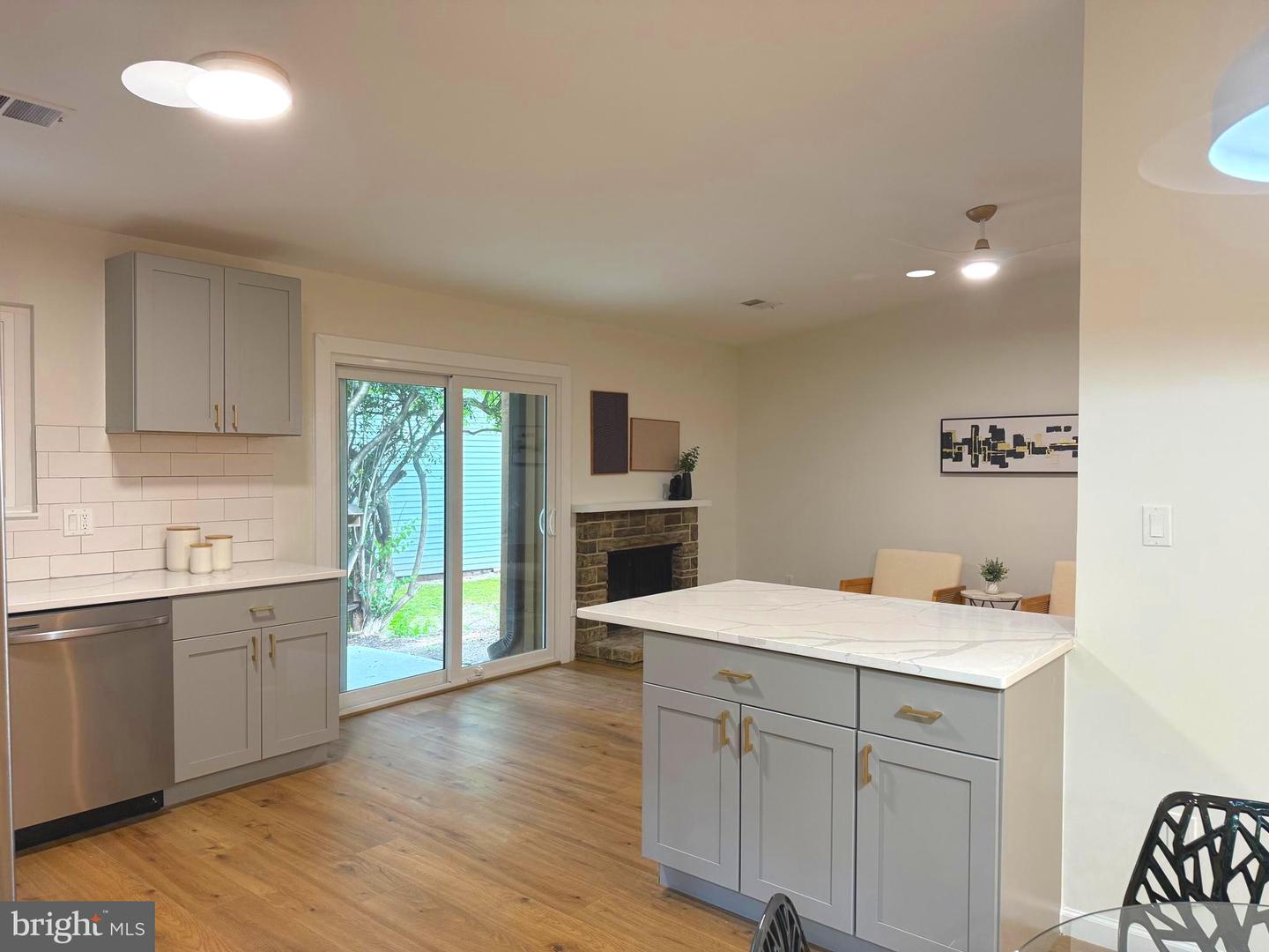 1544 HIDDENBROOK DR, HERNDON, Virginia 20170, 3 Bedrooms Bedrooms, ,2 BathroomsBathrooms,Residential,For sale,1544 HIDDENBROOK DR,VAFX2257522 MLS # VAFX2257522