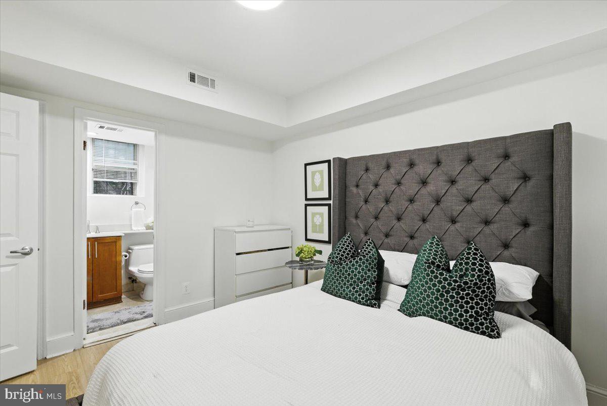 1367 K ST SE #B, WASHINGTON, District Of Columbia 20003, 1 Bedroom Bedrooms, ,1 BathroomBathrooms,Residential,For sale,1367 K ST SE #B,DCDC2213200 MLS # DCDC2213200