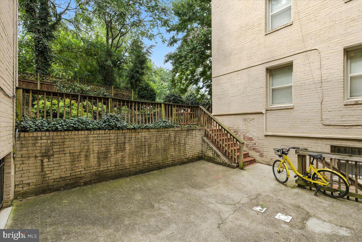 1367 K ST SE #B, WASHINGTON, District Of Columbia 20003, 1 Bedroom Bedrooms, ,1 BathroomBathrooms,Residential,For sale,1367 K ST SE #B,DCDC2213200 MLS # DCDC2213200