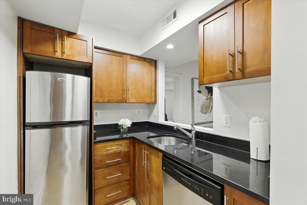 1367 K ST SE #B, WASHINGTON, District Of Columbia 20003, 1 Bedroom Bedrooms, ,1 BathroomBathrooms,Residential,For sale,1367 K ST SE #B,DCDC2213200 MLS # DCDC2213200