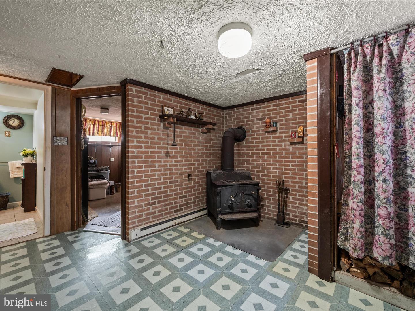 1885 CARPERS PIKE, GORE, Virginia 22637, 3 Bedrooms Bedrooms, ,2 BathroomsBathrooms,Residential,For sale,1885 CARPERS PIKE,VAFV2035806 MLS # VAFV2035806