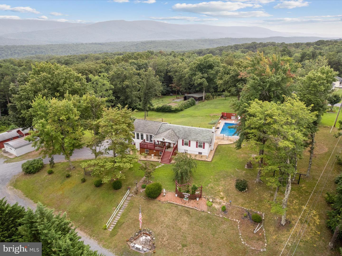 1885 CARPERS PIKE, GORE, Virginia 22637, 3 Bedrooms Bedrooms, ,2 BathroomsBathrooms,Residential,For sale,1885 CARPERS PIKE,VAFV2035806 MLS # VAFV2035806