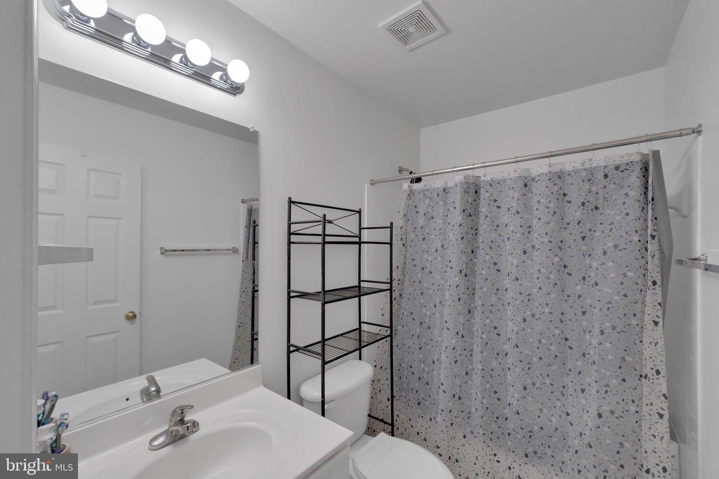 14349 FALLSMERE CIR, GAINESVILLE, Virginia 20155, 5 Bedrooms Bedrooms, ,3 BathroomsBathrooms,Residential,For sale,14349 FALLSMERE CIR,VAPW2100416 MLS # VAPW2100416
