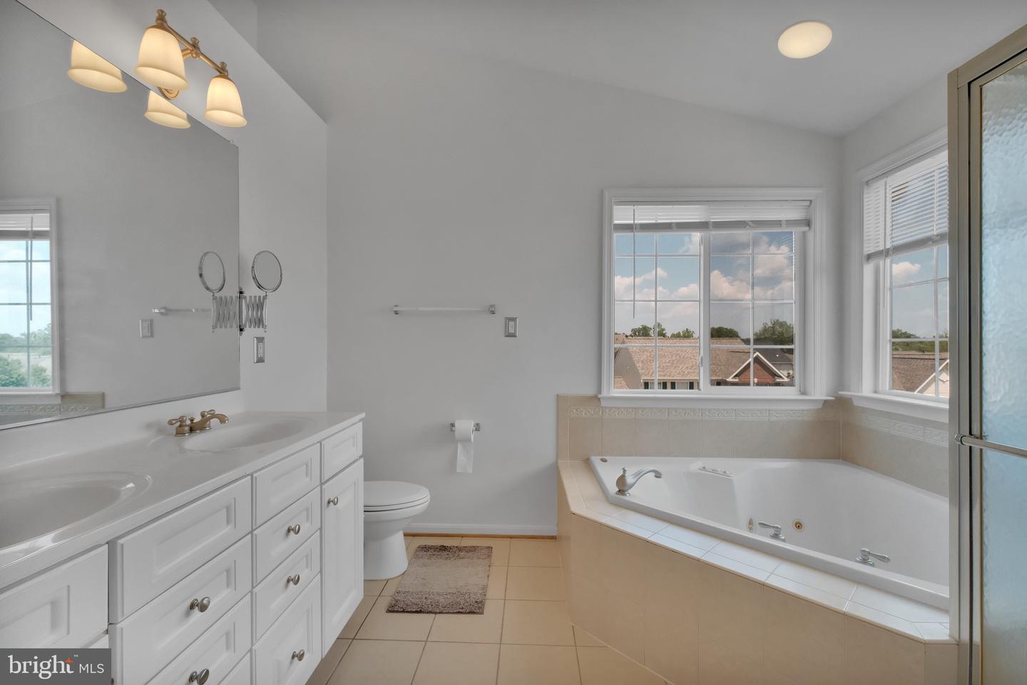 14349 FALLSMERE CIR, GAINESVILLE, Virginia 20155, 5 Bedrooms Bedrooms, ,3 BathroomsBathrooms,Residential,For sale,14349 FALLSMERE CIR,VAPW2100416 MLS # VAPW2100416