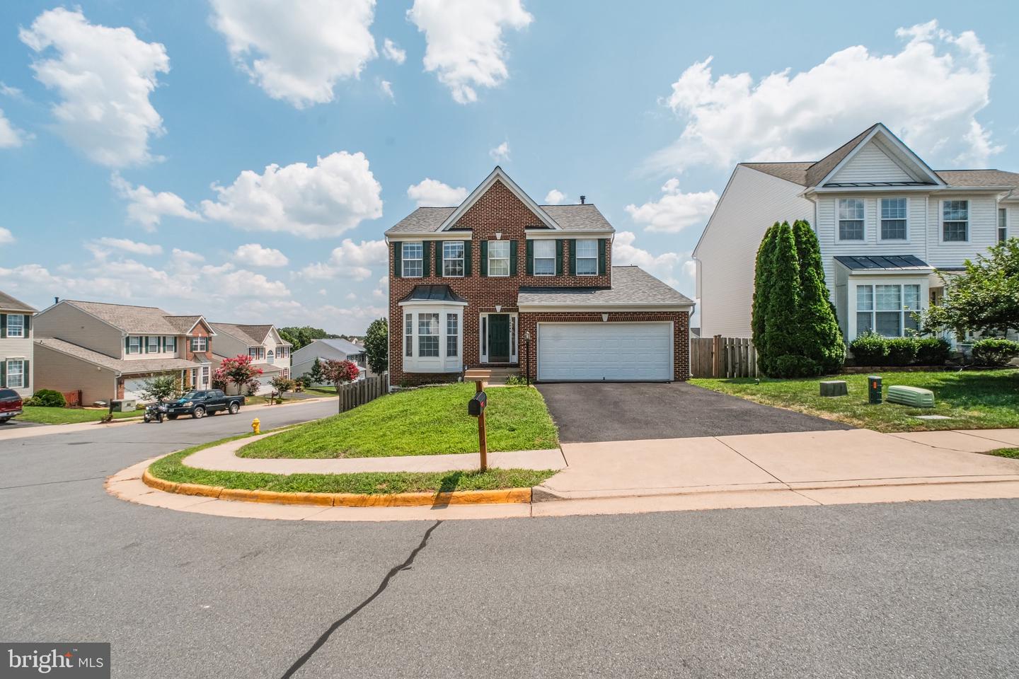 14349 FALLSMERE CIR, GAINESVILLE, Virginia 20155, 5 Bedrooms Bedrooms, ,3 BathroomsBathrooms,Residential,For sale,14349 FALLSMERE CIR,VAPW2100416 MLS # VAPW2100416