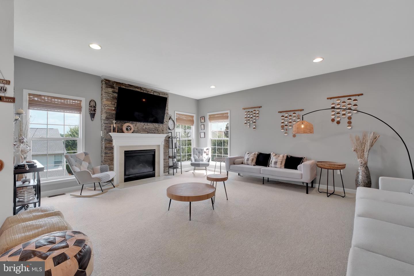 14349 FALLSMERE CIR, GAINESVILLE, Virginia 20155, 5 Bedrooms Bedrooms, ,3 BathroomsBathrooms,Residential,For sale,14349 FALLSMERE CIR,VAPW2100416 MLS # VAPW2100416