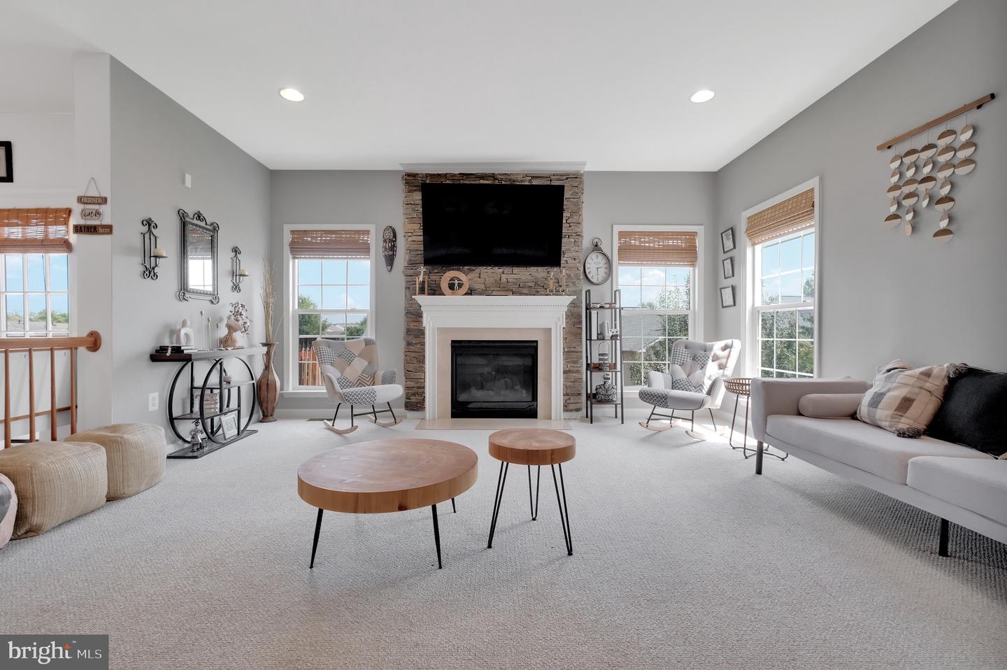 14349 FALLSMERE CIR, GAINESVILLE, Virginia 20155, 5 Bedrooms Bedrooms, ,3 BathroomsBathrooms,Residential,For sale,14349 FALLSMERE CIR,VAPW2100416 MLS # VAPW2100416