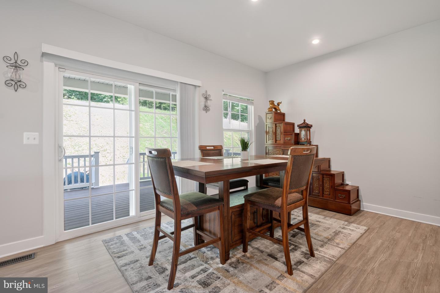 12 GRANVILLE DR, FREDERICKSBURG, Virginia 22405, 5 Bedrooms Bedrooms, ,3 BathroomsBathrooms,Residential,For sale,12 GRANVILLE DR,VAST2041346 MLS # VAST2041346
